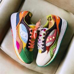 SuaMaestà Shoes, Busca orari di apertura
