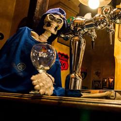 Pub dei Fantasmi, Massa Marittima orari di apertura