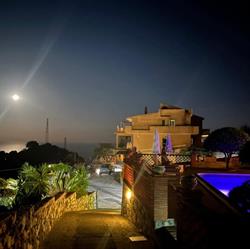 The Lemon Tree Apartments, Taormina orari di apertura