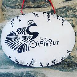 Glamour, Omegna orari di apertura