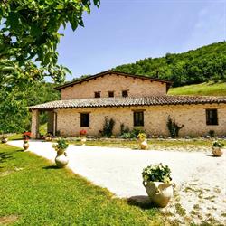 Agriturismo La Valle dei Bronzetti, Cascia orari di apertura