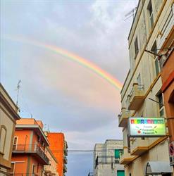 Arcobaleno, Castellaneta orari di apertura