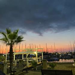 Pontile Marina Azzurra S.R.L., Vibo Valentia orari di apertura