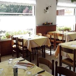 L'Agrifoglio, Urbe orari di apertura