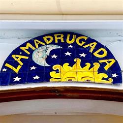La Madrugada, Otranto orari di apertura