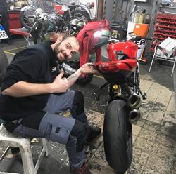 Cm Motoracing, Roma orari di apertura