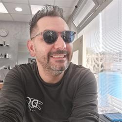 DG BARBER di Daniele Gori, Tecchiena orari di apertura
