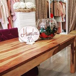 Hembra Donna Abbigliamento, Palese orari di apertura