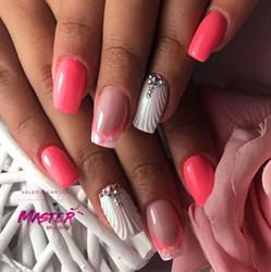 Romantic Nails, orari di apertura