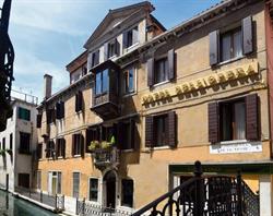 Hotel dell'Opera, Venezia orari di apertura