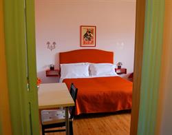Bed and Breakfast Colosseoinn - Zona Colosseo, Roma orari di apertura
