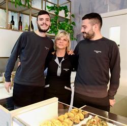 Happiness Bar, Jesi orari di apertura
