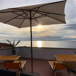 Hotel del Sole San Vincenzo costa degli Etruschi, orari di apertura