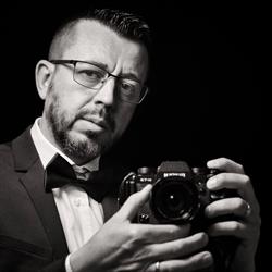 Ivan Natilla Fotografo, Milano orari di apertura