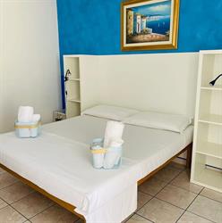 B&B California, Lesina orari di apertura