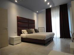 The Flat 233, Tavarnuzze orari di apertura