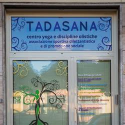 Tadasana, Salerno orari di apertura