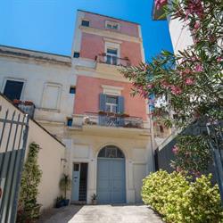 Nuvole Barocche B&B, Lecce orari di apertura