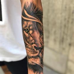 Gigi's Tattoo Shop Trani, orari di apertura