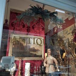 Montecristo Antiquariato, Viareggio orari di apertura