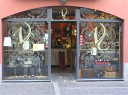 Vineria delle Corti, Arese orari di apertura