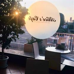 Alice's Café, Premariacco orari di apertura