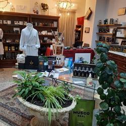 Xenia La Nicchia Del Profumo, Cagliari orari di apertura