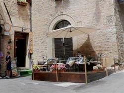 Julia Ristoro, Spello orari di apertura