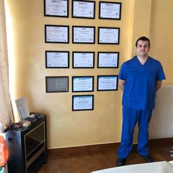 Lauro Salvatore Mi Fai Volare Massaggiatore Del Benessere, Maniago orari di apertura