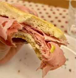 La Fattoria di Zeta di Sulla Gianfranco, Nocera Umbra orari di apertura