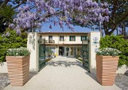 La Pace, Forte dei Marmi orari di apertura
