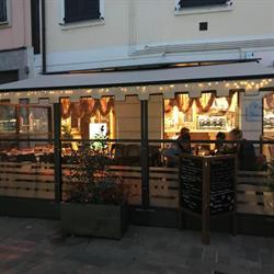 VICTORIAN CAFE', Saronno orari di apertura