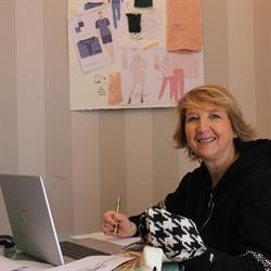 Paola Mazzanti, Montale orari di apertura