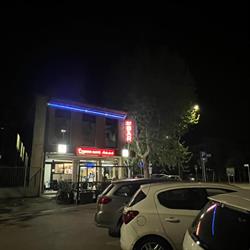 Queens Caffè, Ravenna orari di apertura