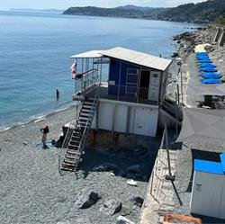 Salto Nel Blu Beach Bar, Genova orari di apertura