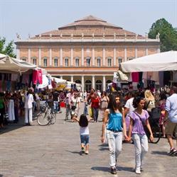 COM.RE, Reggio Emilia orari di apertura