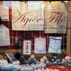 Ago e Filo di Sara Rampoldi, Dongo orari di apertura