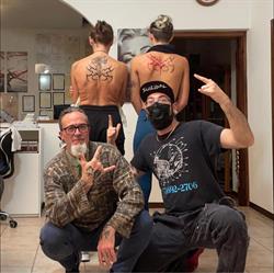 Tattoo Rudy, Meina orari di apertura