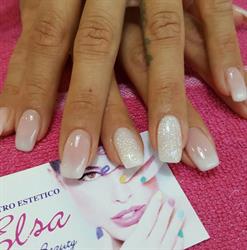 Elsa Nails & Beauty, Cerea orari di apertura