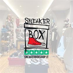 Sneaker Box, Trani orari di apertura