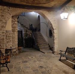 Lo Stemma - B&B Guest House, Melfi orari di apertura