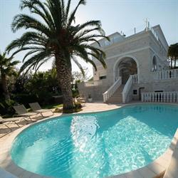 Villa Angelina, Fasano orari di apertura