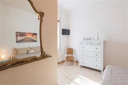 Travelershome Morena GuestHouse, Roma orari di apertura
