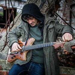 Tu Guitars Liuteria Moderna di Antonio Ghezzani con sede a Livorno., orari di apertura