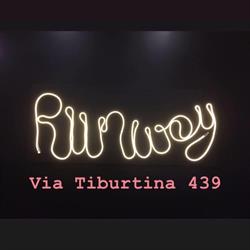 Runway Roma, orari di apertura