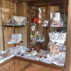 Max Shoes Bags & Accessories, Genzano di Lucania orari di apertura