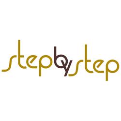 Step By Step Shoes, Potenza orari di apertura