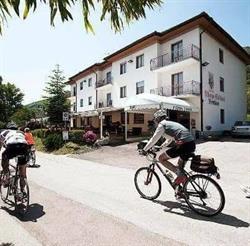 Albergo Ristorante Pizzeria Mezzolago, Pergine Valsugana orari di apertura