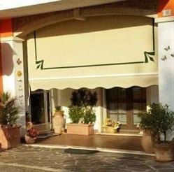 Nuovaduemme, Correzzola orari di apertura
