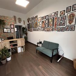 Iana Ink Tattoo, Spilamberto orari di apertura